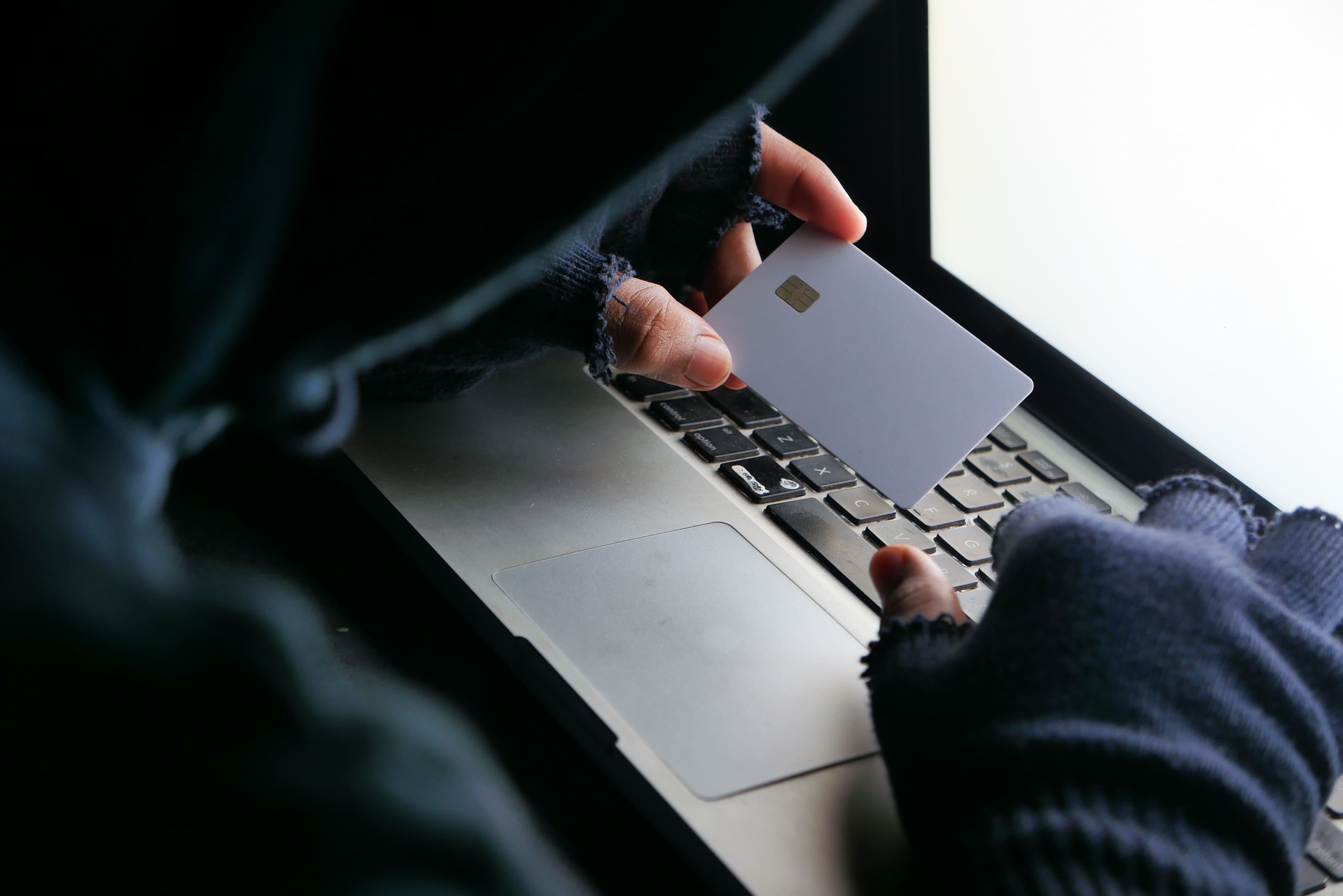 Реальная угроза: мошенники оформляют займы даже с активным самозапретом